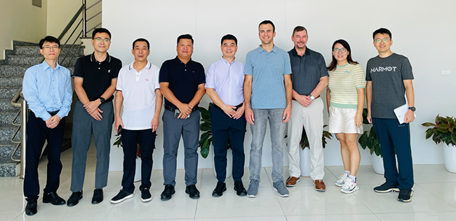 Major US customer visiting Doberu factory in Vietnam